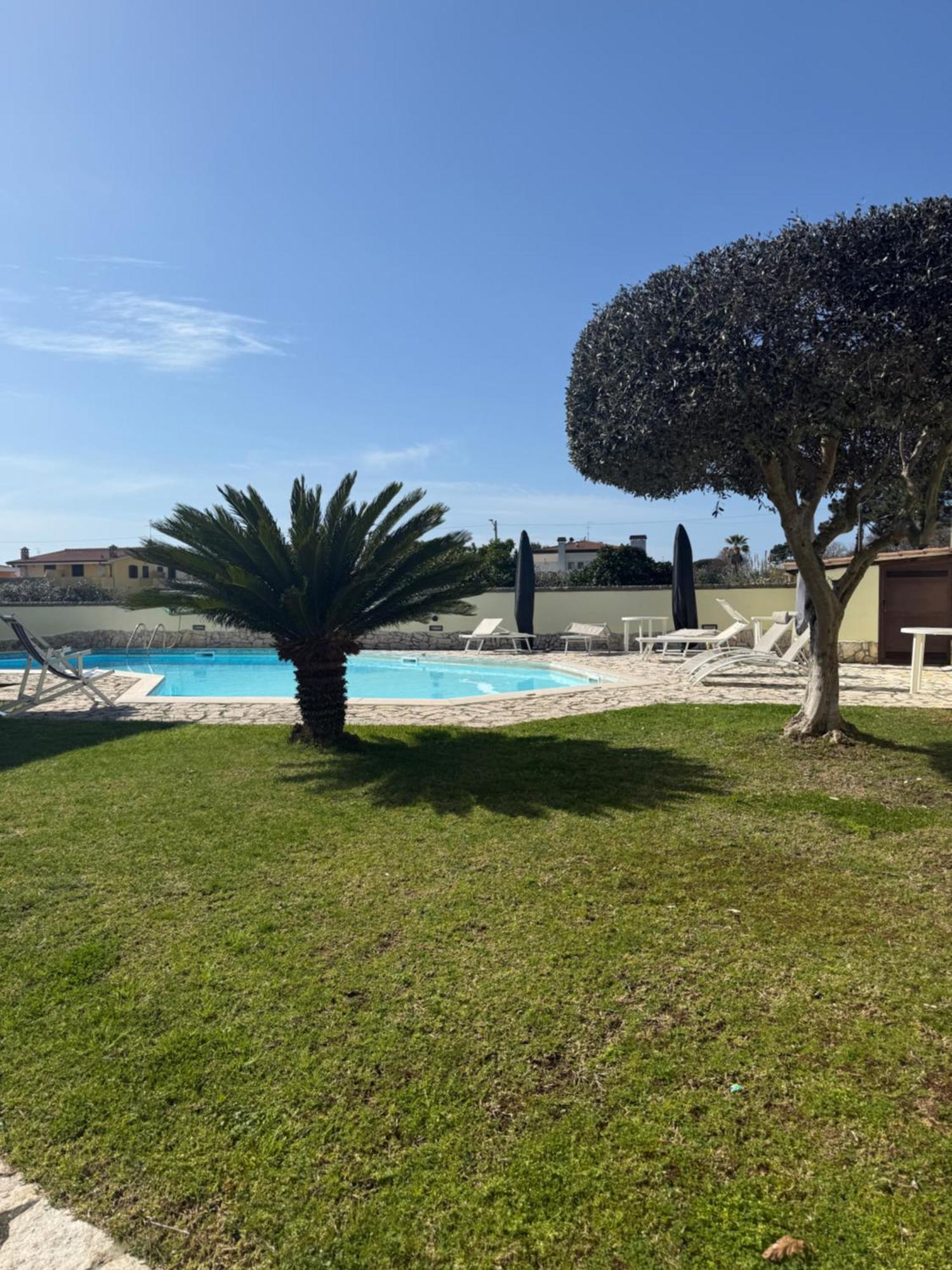 Gold House Luxury Anzio Vila Exterior foto