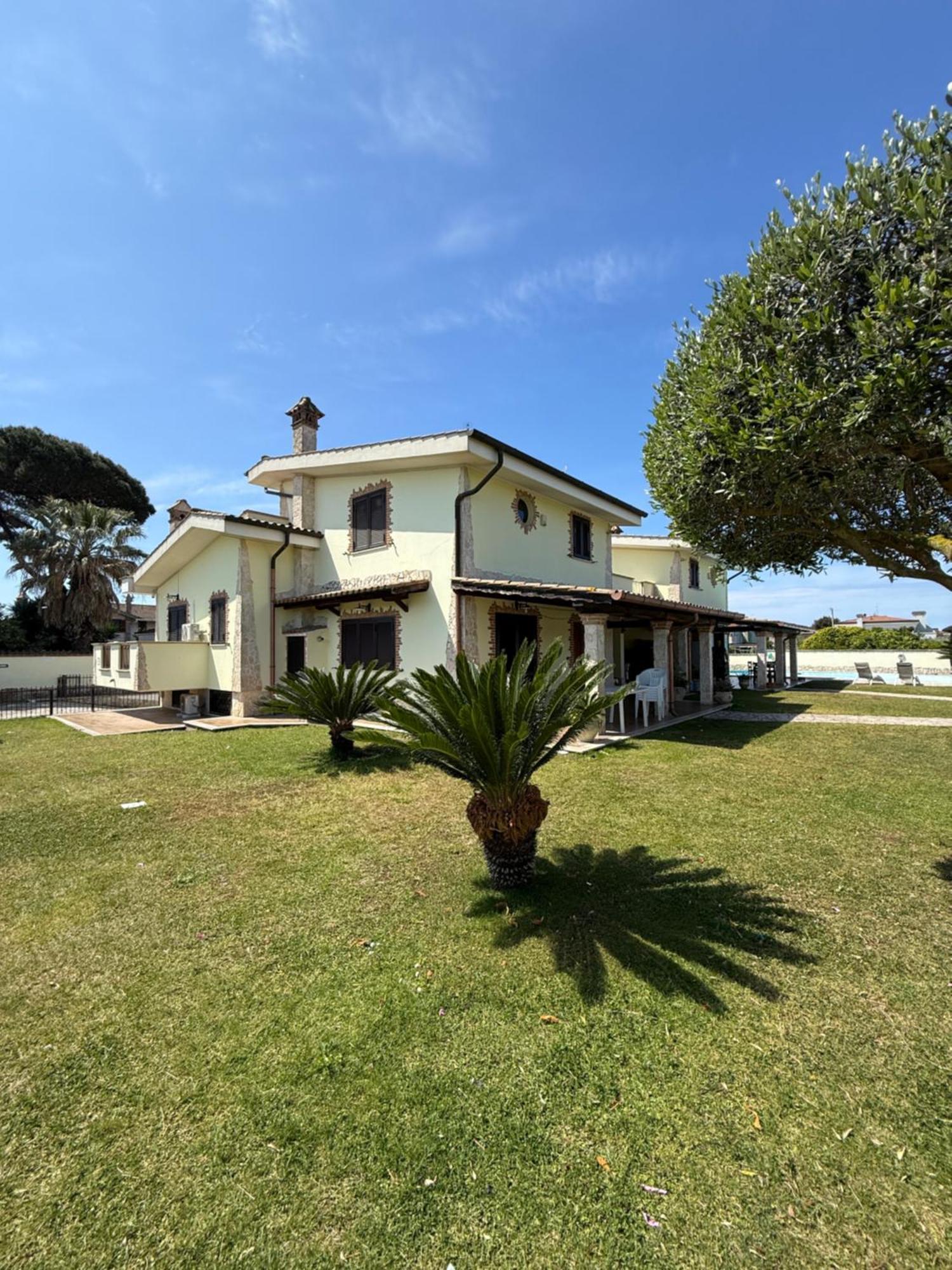 Gold House Luxury Anzio Vila Exterior foto